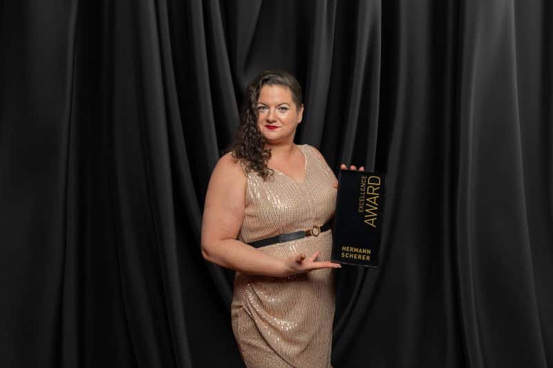 Natascha Ditha BERGER mit Excellence Award